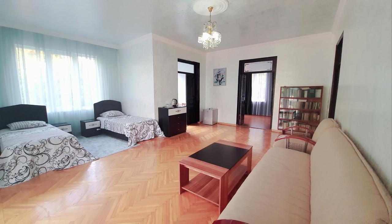 Calypso Kvariati Hotel מראה חיצוני תמונה
