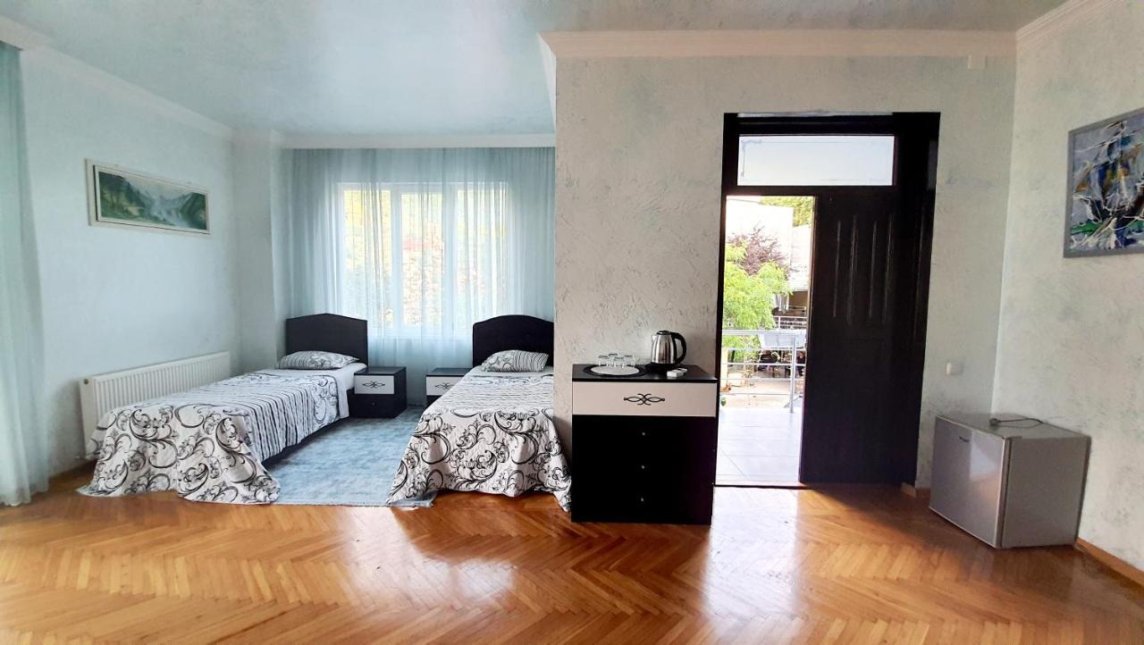 Calypso Kvariati Hotel מראה חיצוני תמונה